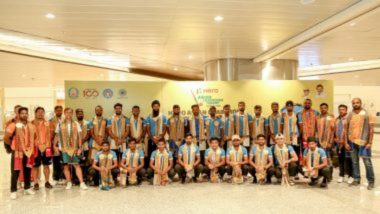 Pakistan Hockey Team Arrives in India: एशियाई चैंपियंस ट्रॉफी में भाग लेने के लिए पाकिस्तान की हॉकी टीम वाघा बॉर्डर से पहुंची भारत