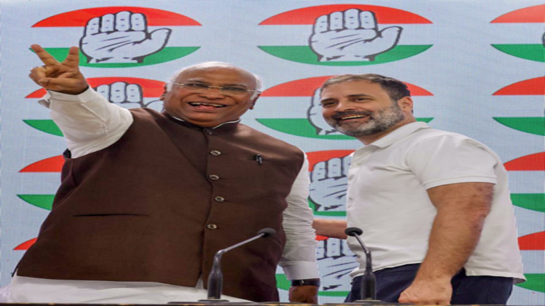 Gruha Lakshmi Scheme: गृह लक्ष्मी योजना के शुभारंभ के लिए राहुल गांधी और मल्लिकार्जुन खड़गे मैसूर पहुंचे