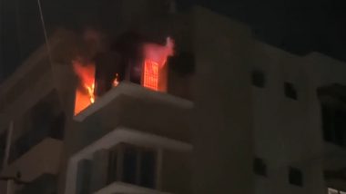 Chennai Fire Video: चेन्नई के मुथुकृष्णन स्ट्रीट के एक अपार्टमेंट में लगी आग, मौके पर दमकल की गाड़ियां मौजूद