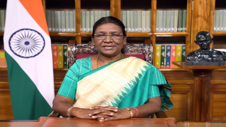 महिलाएं आर्थिक विकास को गति दें, इसकी कोशिश पूरे समाज को करनी है : राष्ट्रपति मुर्मू