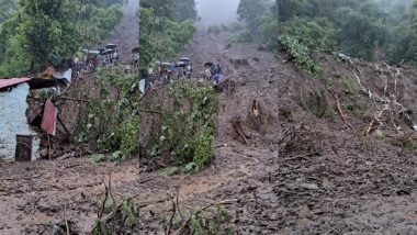 Cloudburst in Solan: हिमाचल के सोलन में फटा बादल, सात लोगों की मौत; रेस्क्यू ऑपरेशन जारी (Watch Video)