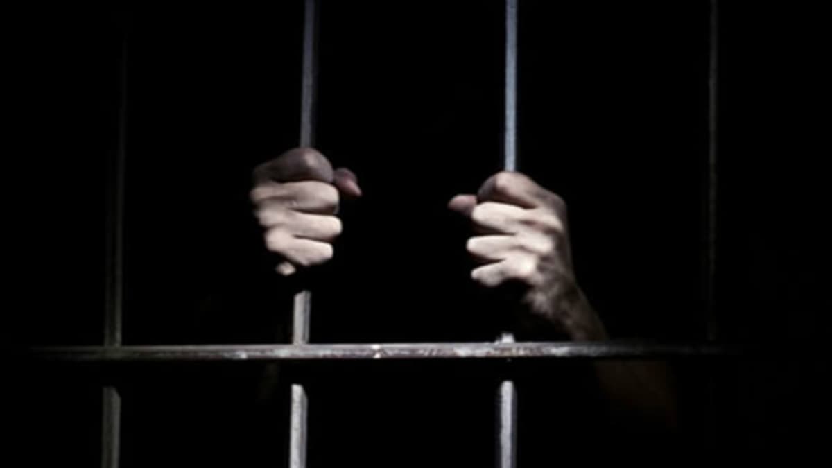Assam: असम पुलिस को मिली बड़ी सफलता, जिहादी संबंधों के संदेह में बांग्लादेशी नागरिक गिरफ्तार
