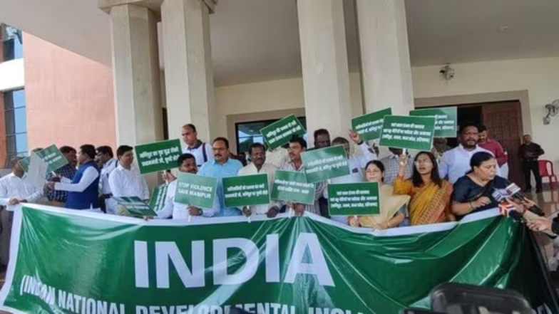 Jharkhand Assembly Witnessed Both Sides Stage Protest: झारखंड विधानसभा में पक्ष-विपक्ष के विधायकों का अलग-अलग मुद्दों पर प्रदर्शन