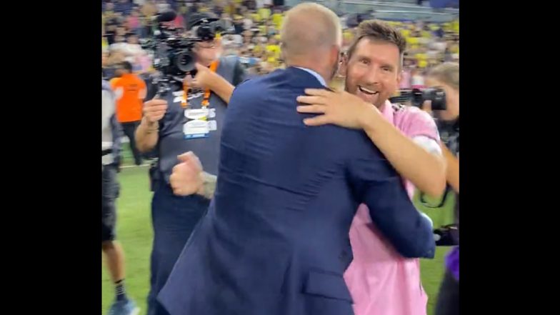 Lionel Messi Special Moment With David Beckham:&nbsp;लीग कप&nbsp;ट्रॉफी जीतने के बाद लियोनेल मेस्सी ने इंटर मियामी के सह-मालिक डेविड बेकहम के साथ&nbsp;शेयर किए स्पेशल मोमेंट, देखें वीडियो