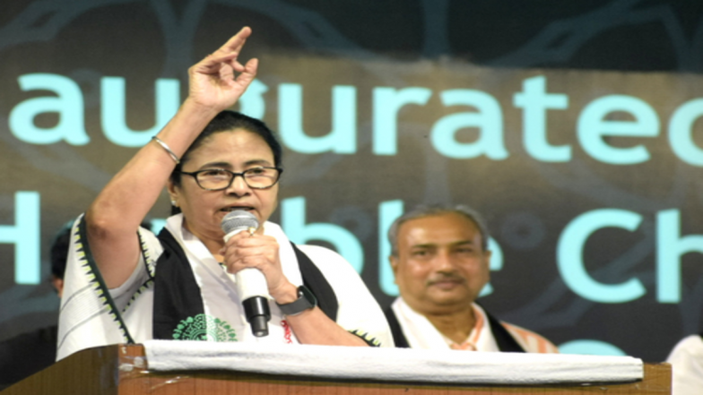 Mumbai INDIA Alliance Meeting: इंडिया गठबंधन की बैठक में शामिल होने मुंबई पहुंची सीएम ममता बनर्जी ने भरी हुंकार, कहा- 'लोकसभा चुनाव में होगा खेला'- VIDEO