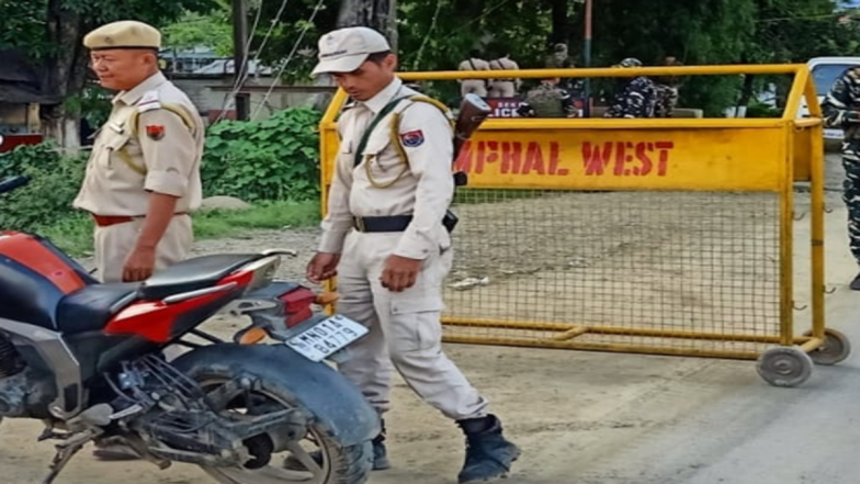 Blockade On Manipur National Highway: मणिपुर के राष्ट्रीय राजमार्ग पर नाकाबंदी जारी, जनजातीय क्षेत्रों में आपूर्ति प्रभावित