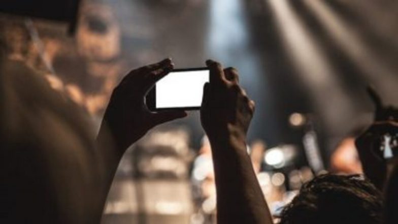 Mobile 'Signal Upgrade: मोबाइल 'सिग्नल अपग्रेड' के लिए विशेष अभियान चलाएगा चीन