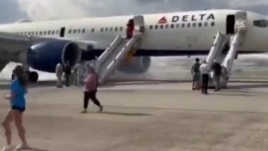 VIDEO: लैंडिंग के वक्त विमान के टायर में लगी आग, देखें 190 यात्रियों ने कैसे कूदकर बचाई जान