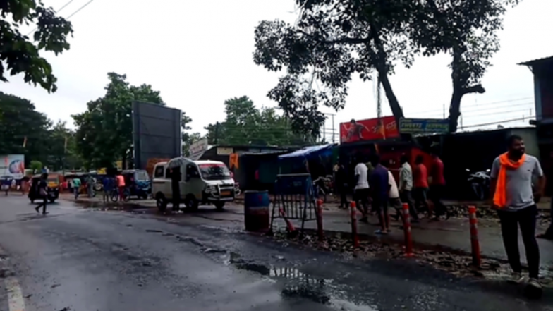 Siliguri Schoolgirl Rape-Murder: स्कूली छात्रा से बलात्कार-हत्या के मुद्दे पर सिलीगुड़ी में विहिप के बंद का कोई असर नहीं