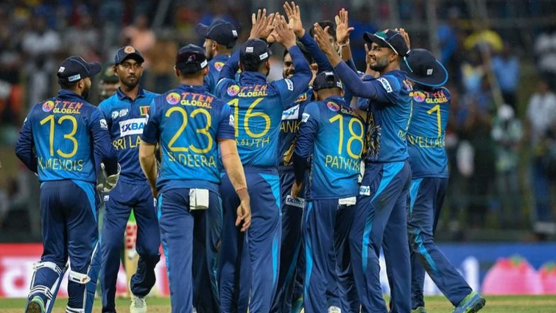 SA vs SL, World Cup 2023 Live Score Update: साउथ अफ्रीका की टीम को लगा पहला बड़ा झटका, सलामी बल्लेबाज टेम्बा बावुमा हुए आउट