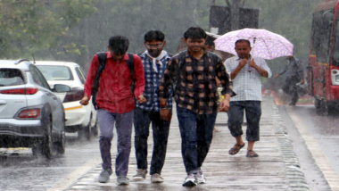 Tamil Nadu Heavy Rain Alert: तमिलनाडु के 17 जिलों में अगले 2 दिनों तक भारी बारिश के आसार