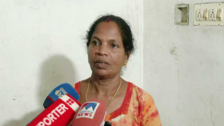 Fired For Praising Oommen Chandy: सफाई कर्मचारी का आरोप, ओमान चांडी की तारीफ करने पर मुझे नौकरी से निकाला