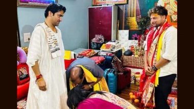 Kuldeep Yadav visited Bageshwar Dham Sarkar: Asia Cup में शानदार प्रदर्शन के बाद कुलदीप यादव पहुचें बाबा बागेश्वर धाम, धीरेंद्र शास्त्री का लिया आशीर्वाद, वायरल हुई तस्वीर