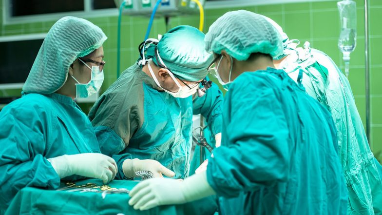 Medical Milestone: पहली बार गजब का&nbsp;किडनी&nbsp;ट्रांसप्लांट, गुर्दे बदलने के बाद लड़की&nbsp;को आजीवन नहीं खाना पड़ेगा दवा