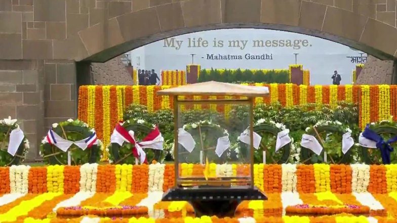 G20 Summit: महात्मा गांधी को श्रद्धांजलि अर्पित करने के लिए राजघाट पहुंचे जी20 नेता