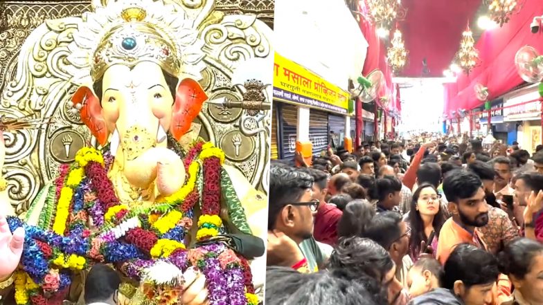 Devotees Offer Prayers At Lalbaugcha Raja Video: देशभर में गणेश चतुर्थी की मची धूम, लाल बागचा राजा में दर्शन और पूजा-अर्चना के लिए भक्तों का आना जारी, देखें वीडियो