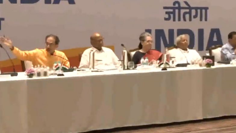 Opposition Meeting: इंडिया गठबंधन की 13 सितंबर को शरद पवार के दिल्ली आवास पर पहली समन्वय समिति की बैठक, सीटों की बंटवारे पर होगी चर्चा