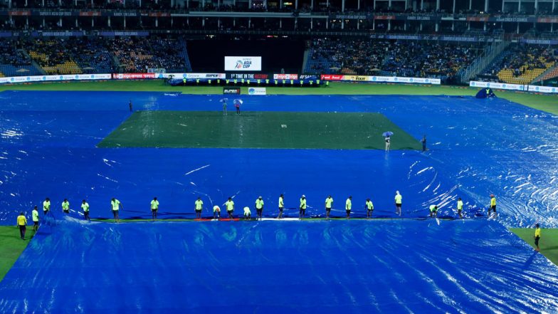 Rain Stopped Play In Colombo, Ind vs SL: कोलंबो में शुरू हुई बारिश, एशिया कप सुपर 4 में भारत बनाम श्रीलंका मैच रुकी