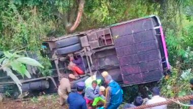 Tamil Nadu Bus Accident: तमिलनाडु में खाई में गिरी बस, अब तक 8 लोगों की मौत, 59 लोग थे सवार