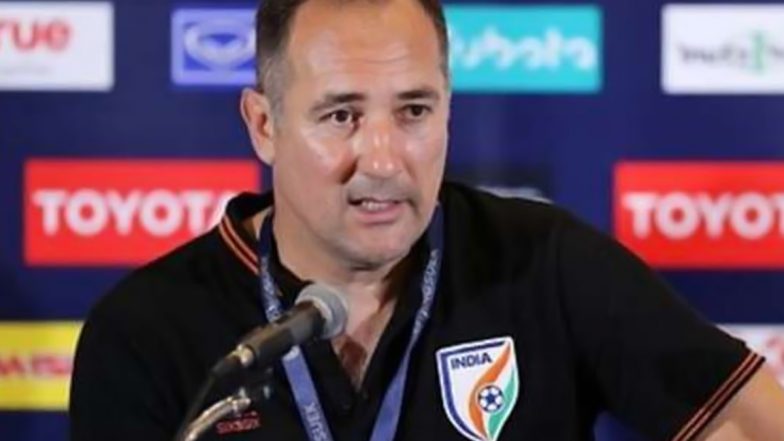Igor Stimac Slams Referees:&nbsp;भारतीय फुटबॉल टीम के&nbsp;हेड कोच इगोर स्टिमक ने इराक के खिलाफ किंग्स कप सेमीफाइनल में ब्लू टाइगर्स की हार के बाद की रेफरी की आलोचना, देखें&nbsp;ट्वीट