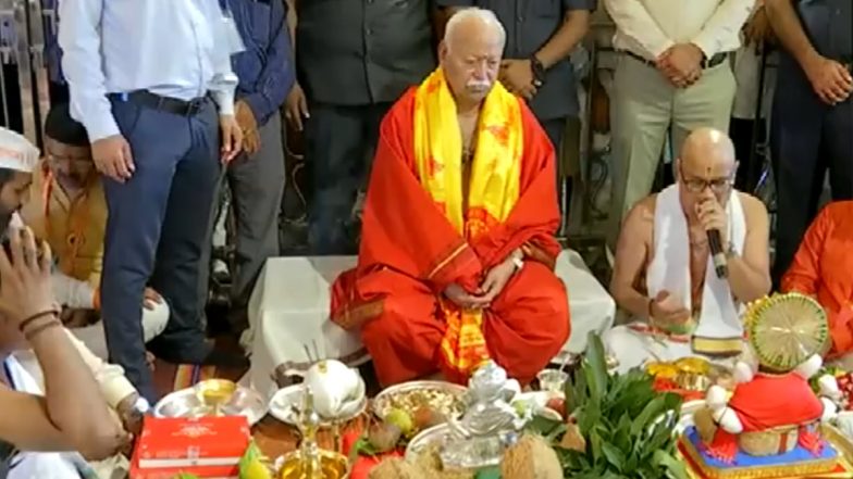 Ganesh Chaturthi 2023: देशभर में गणेशोत्सव की धूम, RSS प्रमुख मोहन भागवत ने पुणे के दगडुसेठ हलवाई गणपति मंदिर में की पूजा-अर्चना