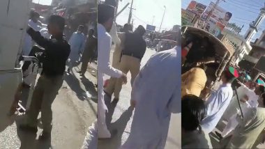 VIDEO: पाकिस्तान में महंगाई के खिलाफ हल्ला बोल, भड़के लोगों ने पुलिस की कर दी पिटाई, मौके से भागे जवान