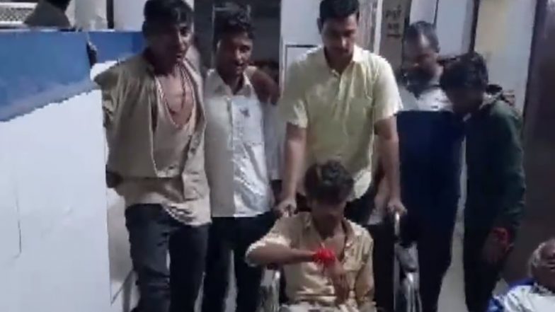 Rajasthan Women Paraded Naked Case: राजस्थान में महिला को निर्वस्त्र कर घुमाने का मामला, पति समेत 3 मुख्य आरोपी गिरफ्तार, अन्य की तलाश जारी-  VIDEO
