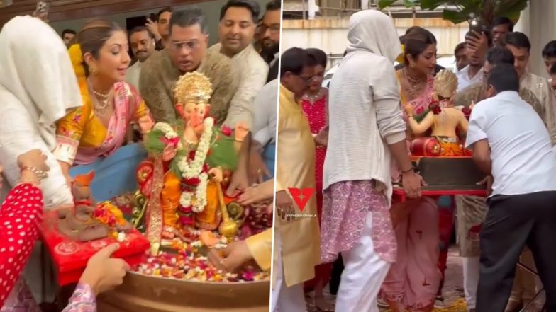 Ganesh Visarjan: Shilpa Shetty ने धूमधाम के साथ दी बप्पा को विदाई, शेट्टी बहनों ने जमकर किया डांस (Watch Video)