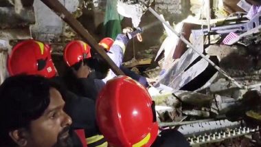 Thane Building Collapse Update: ठाणे के भिवंडी में जर्जर इमारत का हिस्सा गिरा, 2 की मौत, 4 को बचाया गया- देखें VIDEO