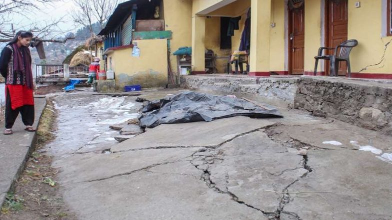 Joshimath Sinking: खतरा अभी टला नहीं! 3 फीट से अधिक तक भूधंसाव, जोशीमठ में अब नो-न्यू कंस्ट्रक्शन
