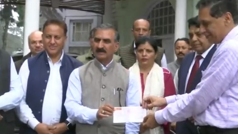 Himachal Pradesh: सीएम सुखविंदर सिंह सुक्खू ने पेश की मिसाल, हिमाचल के भविष्य के लिए दान की अपनी जीवन भर की पूंजी