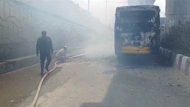 Telangana: आग में जलकर TSRTC की बस हुई खाक, डीजल भरवाने के बाद हुआ हादसा