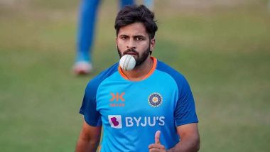 Shardul Thakur In IPL 2024 Auction: आईपीएल की मिनी ऑक्शन में शार्दुल ठाकुर की होगी चांदी, साइन करने के लिए इन टीमों के बीच लगेगी होड़