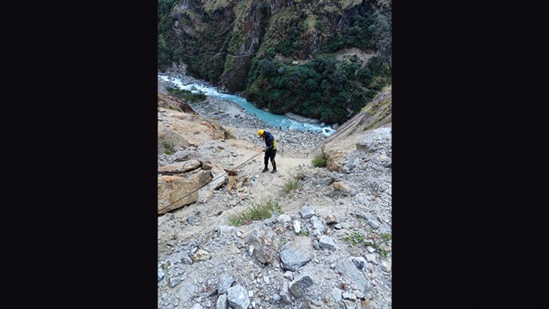 Uttarakhand: आदि कैलाश से लौट रही कार पिथौरागढ़ घाटी में गिरी, 6 तीर्थयात्रियों की मौत