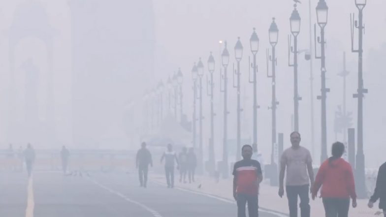 Delhi Air Quality is Very Poor: दिल्ली, नोएडा और गुरुग्राम में हवा की गुणवत्ता 'बहुत खराब' श्रेणी में, देखें वीडियो