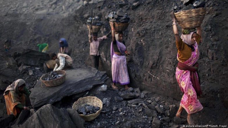 वैश्विक कोयला उद्योग में जा सकती हैं लाखों नौकरियां