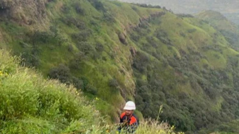 Woman Falls into a Valley During Selfie: सेल्फी लेते समय महाबलेश्वर की घाटी में गिरी महिला, हुई मौत