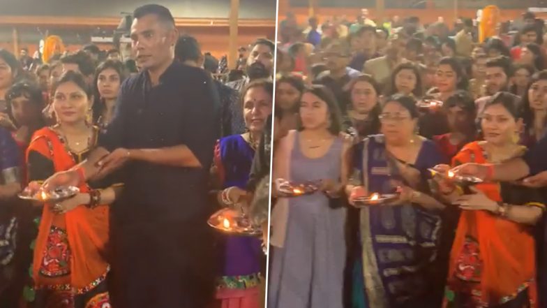 Danish Kaneria Garba Celebration&nbsp;In&nbsp;Navratri 2023: पूर्व पाकिस्तानी क्रिकेटर दानिश कनेरिया ने नवरात्रि के दौरान खेला गरबा और की आरती पूजा, देखें वायरल वीडियो