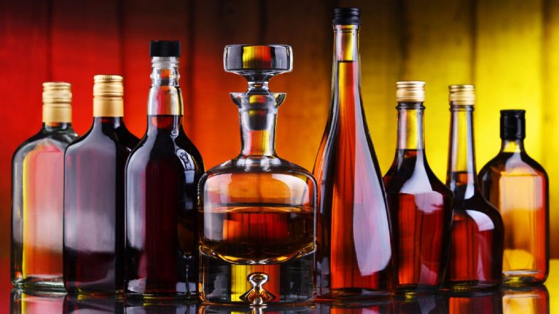 New Year Rave Party Busted: नए साल की पूर्व संध्या पर ठाणे में रेव पार्टी का भंडाफोड़, 100 युवा हिरासत में