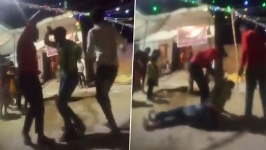 UP Shocker: अंबेडकर नगर में दुर्गा पूजा पंडाल में नाचते-नाचते जमीन पर गिरा युवक, मौके पर ही तोडा दम, डॉक्टरों का दावा हार्ट फेल होने से गई जान- देखें वीडियो
