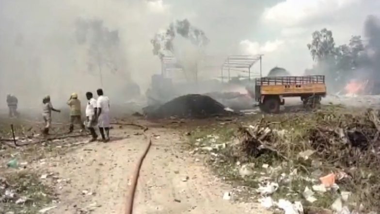 TN Firecracker Factory Blast Video: तमिलनाडु में पटाखा फैक्ट्री में विस्फोट, 7 लोगों की मौत, कई जख्मी