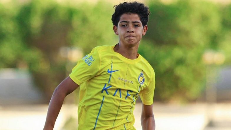 Cristiano Ronaldo Jr Shines On Debut For Al-Nassr U15 Team: अल-नासर अंडर-15 टीम के लिए डेब्यू मैच में चमके क्रिस्टियानो रोनाल्डो जूनियर, लैपिंग हेडर के साथ गोल के लिए बनाए मौका, देखें वीडियो