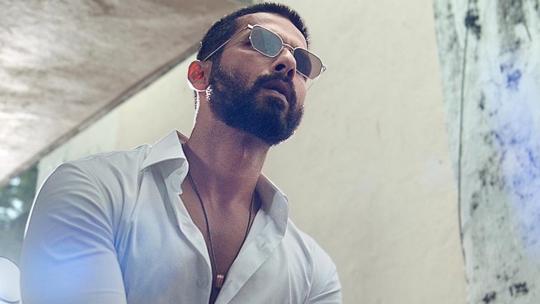 Deva: शाहिद कपूर और पूजा हेगड़े की एक्शन-थ्रिलर 'देवा' की हुई घोषणा, दशहरा 2024 में होगी रिलीज (View Pic)