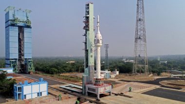 Gaganyaan Mission Test Flight Update: इसरो ने फिर रचा इतिहास, तकनीकी खामी को ठीक करने के बाद मिशन गगनयान की पहली टेस्ट उड़ान सफल- VIDEO