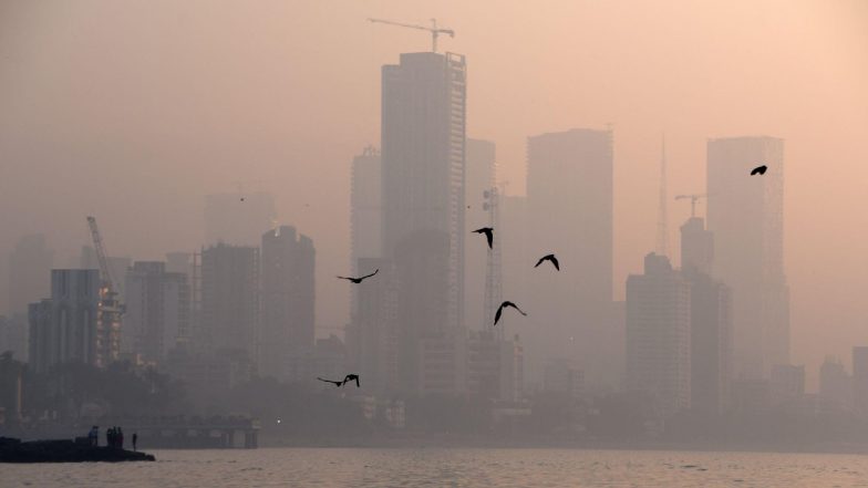 Mumbai Air Pollution: दिवाली से पहले मुंबई की 'सांसों' में घुला जहर, BMC ने निर्माण स्थल बंद करने की दी चेतावनी