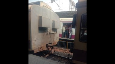 Mumbai Railway Accident: मुंबई में बड़ा हादसा टला, मरीन लाईन्स स्टेशन पर प्रवेश करते समय पिछले हिस्से का तीसरा डब्बा एक दूसरे से अलग हुआ, कोई हताहत नहीं (See Pic)