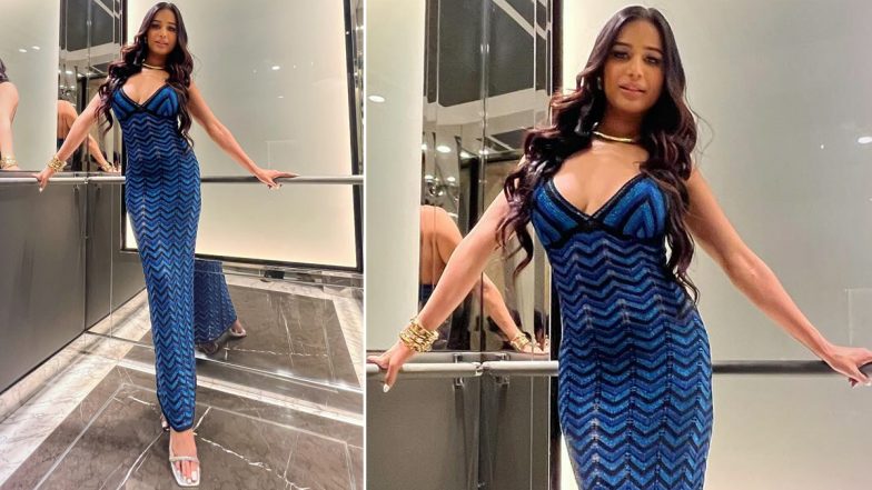 Poonam Pandey ने ब्लू सेक्सी आउटफिट में गिराई बिजली, एक्ट्रेस की कातिल अदाएं देख यूजर्स हुए घायल (View Pics)