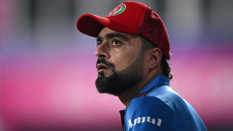 Rashid Khan Completes 100 ODIs: श्रीलंका के खिलाफ मैच में उतरते ही 100 वनडे खेलने वाले खिलाड़ी बने राशिद खान, टीम के खिलाड़ियों ने किया सम्मानित