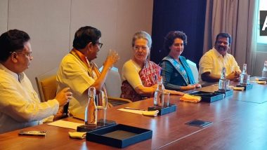 Congress MP-MLA Meeting: चेन्नई में कांग्रेस के वरिष्ठ सांसदों और विधायकों के साथ सोनिया-प्रियंका की बैठक, आगामी लोकसभा चुनाव की तैयारियों पर हुई चर्चा