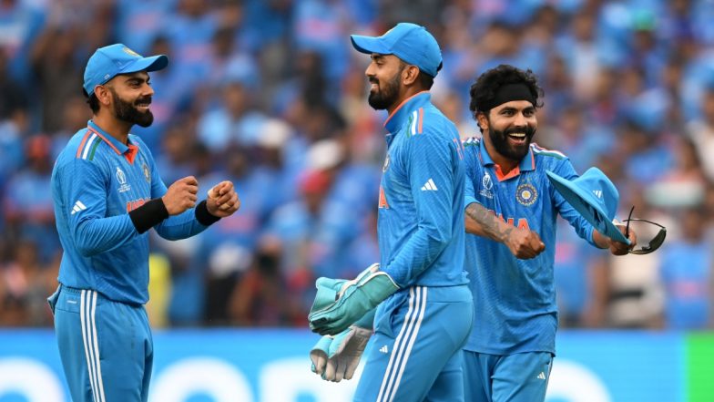 IND vs NZ, Semi Final Score Update: न्यूजीलैंड की टीम को लगा दूसरा झटका, सलामी बल्लेबाज रचिन रवींद्र लौटे पवेलियन